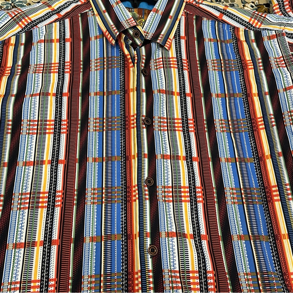 Robert Graham Blue and Red Plaid Men's Shirt - Picture 12 of 13